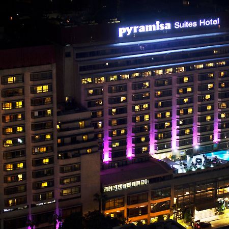 Pyramisa Suites Hotel Cairo Giza Экстерьер фото The hotel at night